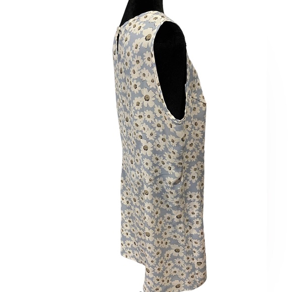 Chesley Vintage Plus Size Blue Garden Whimsical Floral Print Sleeveless Dress - Picture 5 of 7